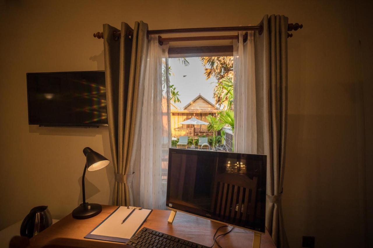Отель The Wood Family Retreat Phumi Trapeang Rung Экстерьер фото