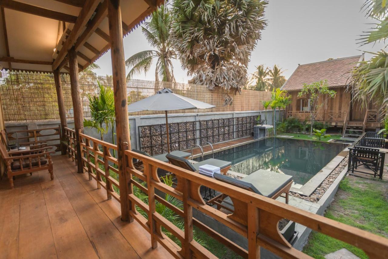 Отель The Wood Family Retreat Phumi Trapeang Rung Экстерьер фото