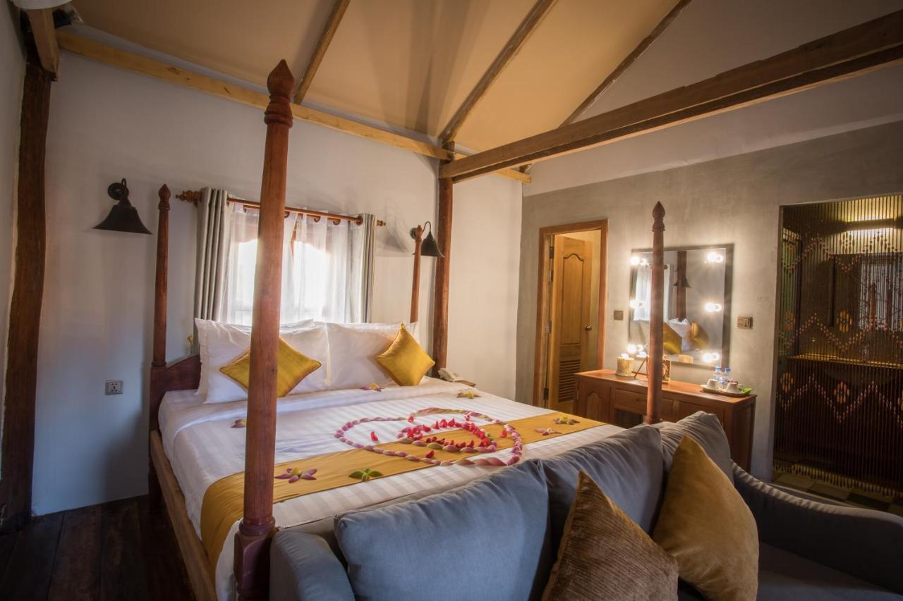 Отель The Wood Family Retreat Phumi Trapeang Rung Экстерьер фото